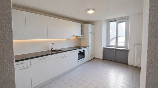 Charmante 3.5-Zimmer-Terassenwohnung an der Bözingenstrasse in Biel – ab sofort verfügbar! 2