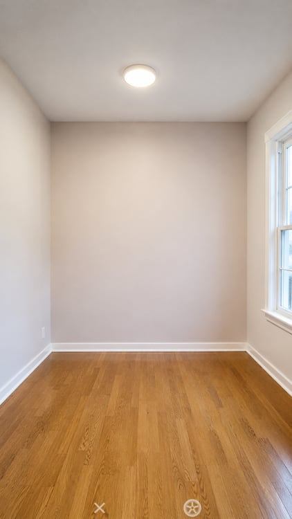 Geräumige 6-Zimmer-Wohnung mit Balkon und Garage in Biel 6