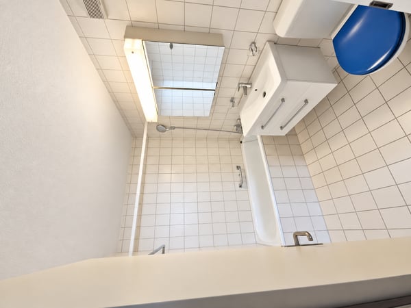 Helle 1.5-Zimmer-Wohnung mit Balkon und Garage in Biel – ab sofort verfügbar! 11