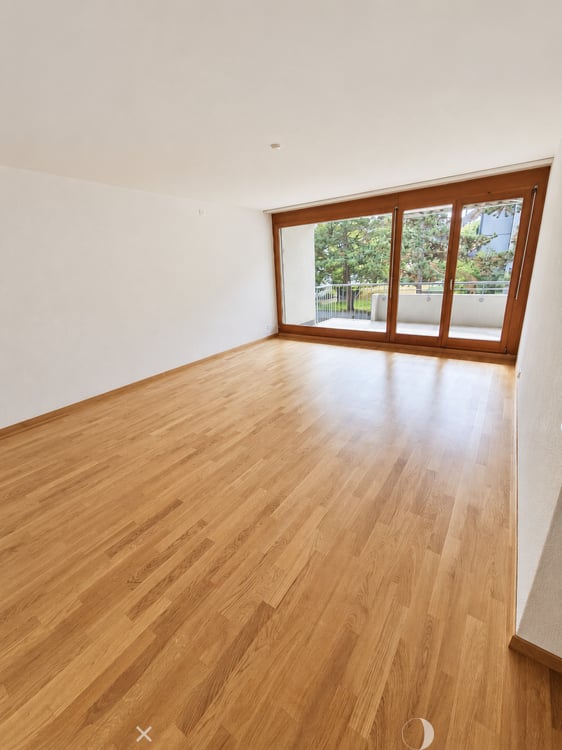 Helle 1.5-Zimmer-Wohnung mit Balkon und Garage in Biel – ab sofort verfügbar! 4