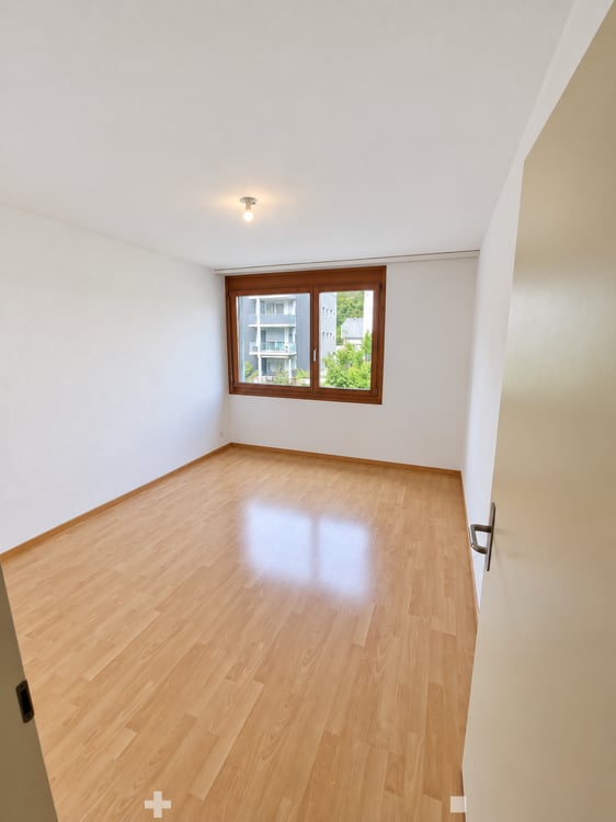 Helle 1.5-Zimmer-Wohnung mit Balkon und Garage in Biel – ab sofort verfügbar! 7