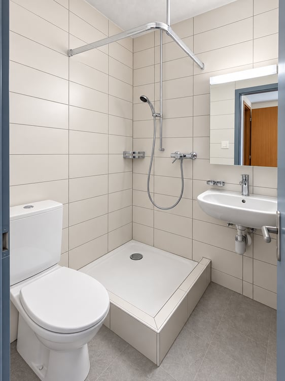 Charmant appartement de 1.5 pièces au 4ème étage à La Chaux-de-Fonds 2