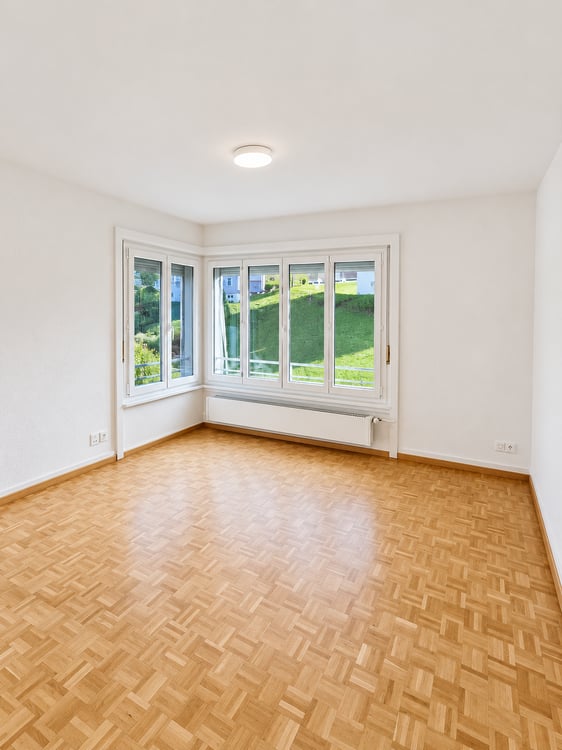 Appartement lumineux de 5.5 pièces à louer à Le Locle ! Premier mois de loyer offert ! 3