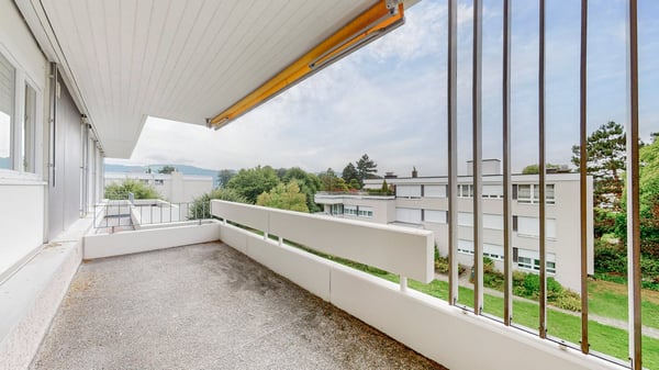 Exklusive Attika-Residenz mit 133 m² Südterrasse & hochwertiger Totalsanierung in Muri bei Bern 14