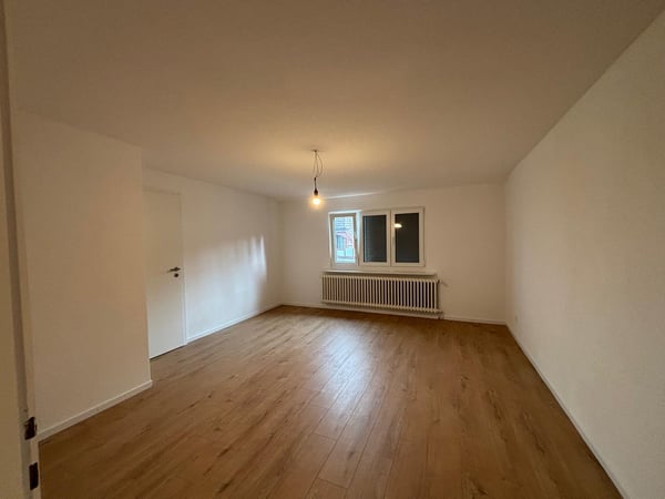 Geräumige 1-Zimmer-Wohnung in Aarwangen 8