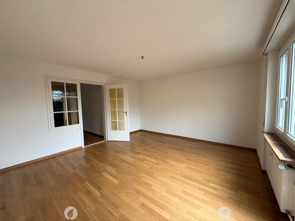 Helle 3-Zimmer-Wohnung mit Balkon in Biel 6