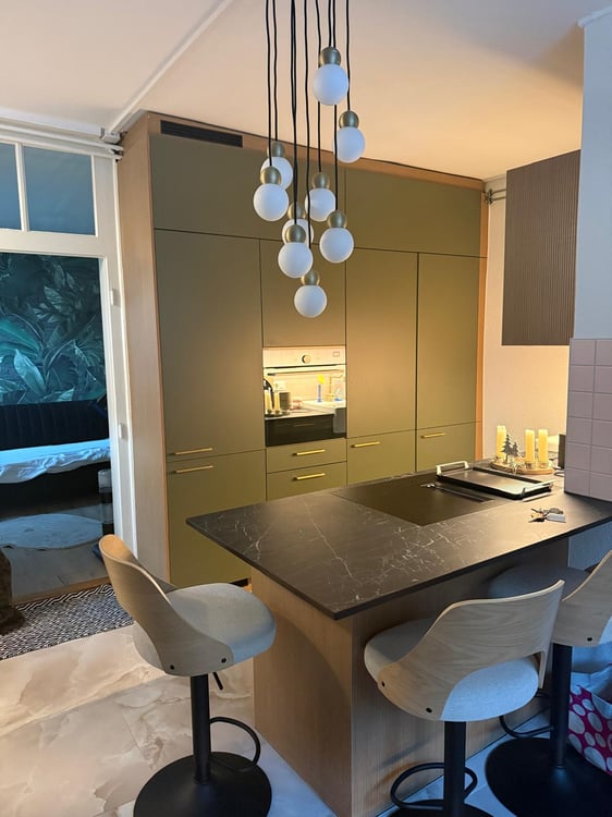 Appartement entièrement rénové avec jardin privatif au cœur de la Basse-Ville de Fribourg 4