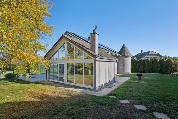Villa Tourelle : un cadre privilégié face au lac de Neuchâtel 4