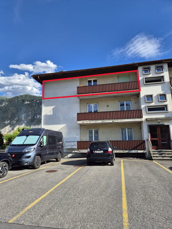 Charmant appartement en attique de 4.5 pièces à Saint-Léonard 2