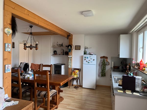 Charmantes 5.5-Zimmer-Zweifamilienhaus in Langenthal 10