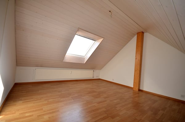 3.5-Zimmer-Maisonette-Wohnung mit grosser Panorama-Terrasse 12