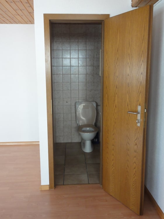Büro-Gewerbe zum vermieten 6