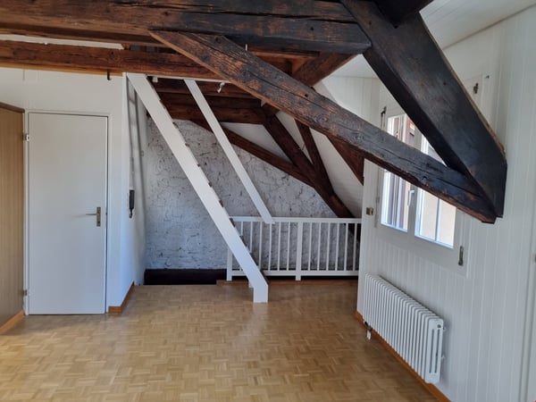 Altbauwohnung im Zentrum von Aesch