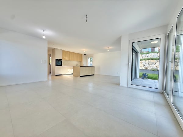 Villa neuve et moderne avec 2,1 pièces indépendant, cadre verdoyant 2