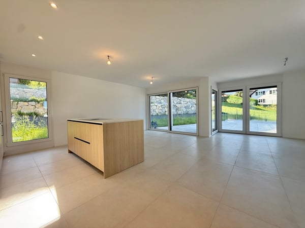 Villa neuve et moderne avec 2,1 pièces indépendant, cadre verdoyant 3