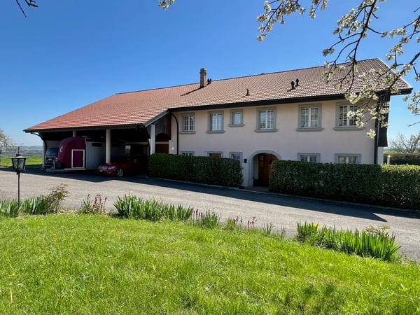 Ferme  équestre rénovée de 220m² habitables + paddock 4