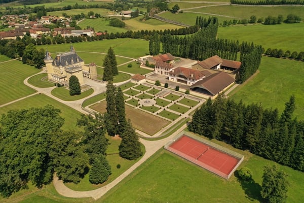 Magnifique Château sur 132 hectares 6