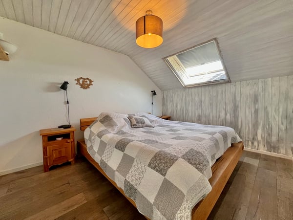 Villa de 6,5 pièces, grand jardin, piscine,... 6