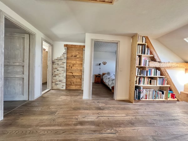 Villa de 6,5 pièces, grand jardin, piscine,... 5