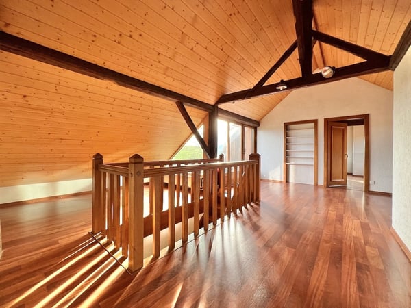 Ferme transformée en 2 spacieux appartements 5