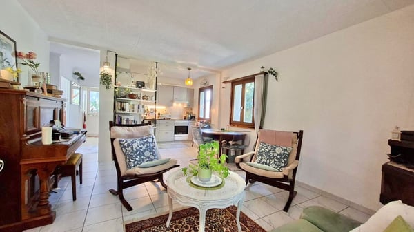 Maison de plein pied de 3,5 pièces avec annexe et grand jardin 4