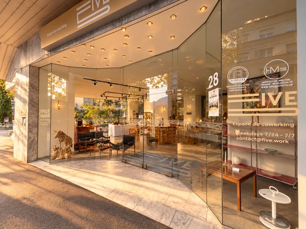 Local commercial de 100 m² à Montreux - Idéal pop-up store, showroom et événements 1