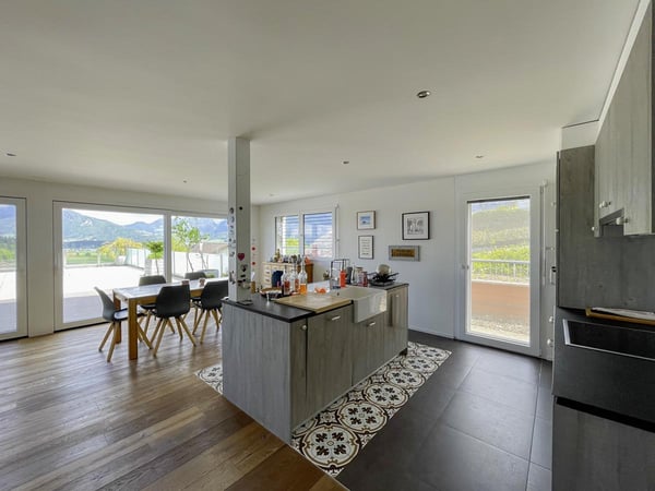 Bien rare avec deux espaces de vie - Villa de 3,5p et appartement de 2,5p - pour privée ou investisseur 3