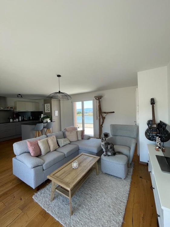 Magnifique appartement spacieux et lumineux à louer à Avenches 2