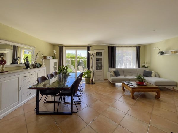 BELLE VILLA MITOYENNE MEUBLÉE - LOCATION DUREE DETERMINEE (1er novembre 2026 au 30 juin 2027) 4