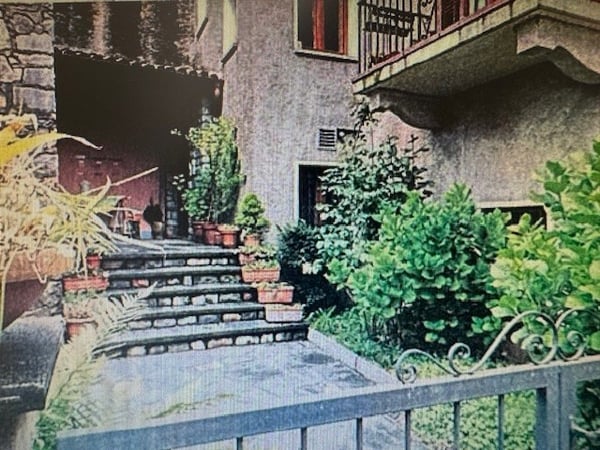 Morcote, casa storica con 3 appartamenti nel nucleo. 4