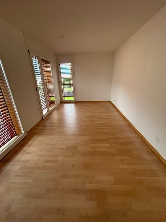 grosszügige Wohnung mit zwei Balkonen in Bönigen 7