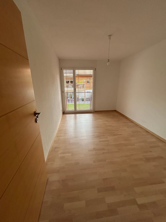 grosszügige Wohnung mit zwei Balkonen in Bönigen 5