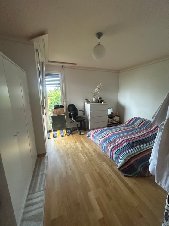 Charmante 4.5-Zimmer-Wohnung in Thun 13