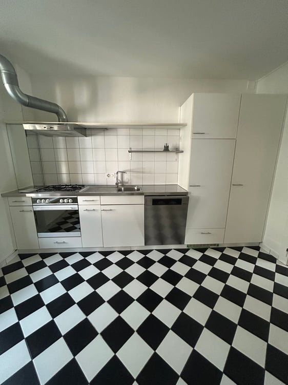 Grosszügige 5.5-Zimmerwohnung an attraktiver Lage 13