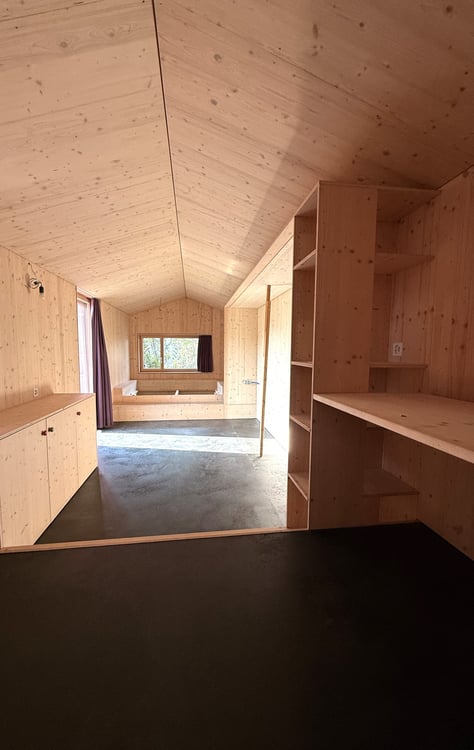 Stilvoll modernisiertes Doppeleinfamilienhaus mit hochwertigem Ausbau, Garten und viel Wohnqualität 13