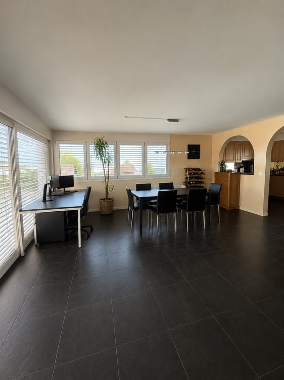 4.5-Zimmer-Maisonette-Wohnung mit Bergblick in Thun 11