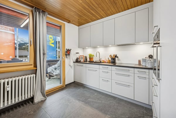 Charmante 4.5-Zimmer-Wohnung in idyllischer Berglage – Boltigen 8