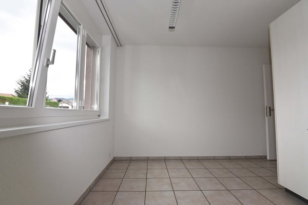 Charmante 2.5-Zimmer-Wohnung in Thun-Allmendingen 9