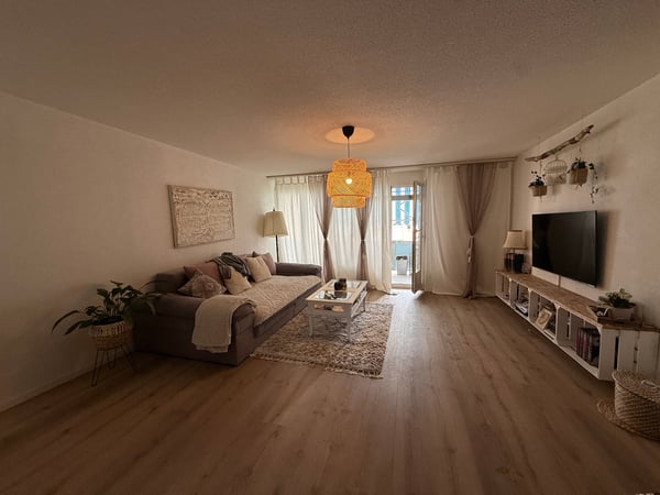 Charmante 3.5-Zimmer-Wohnung mit Balkon und schöner Aussicht in Thun 4