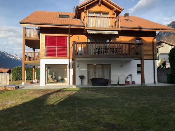 Charmante Wohnung an wunderschöner Lage am Brienzersee 1