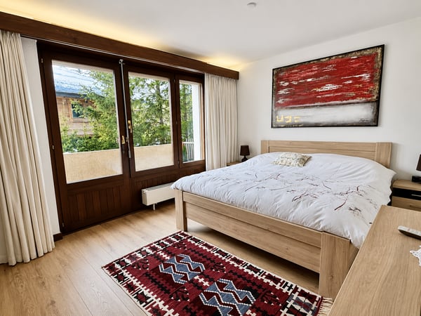Prime 4.5-Room Apartment in Central Crans-Montana 5