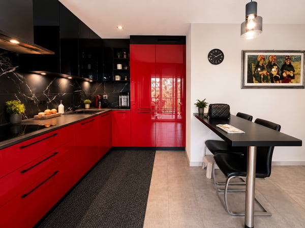 Magnifique appartement moderne 3,5 pièces avec grande terrasse à Sierre 1