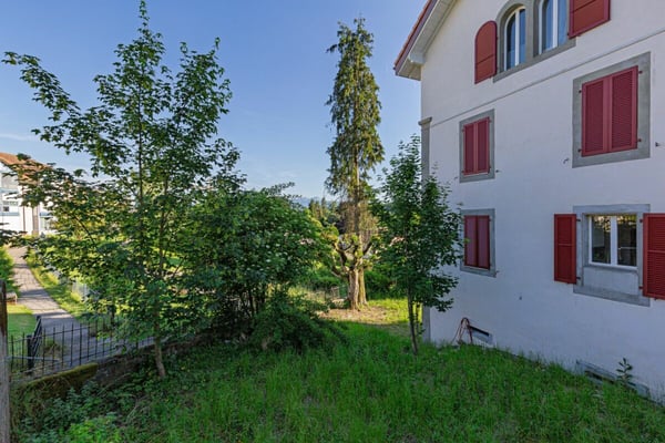 Immeuble de rendement, 4 apprtements, 4 paces de parc 5