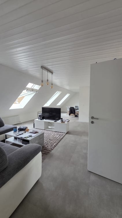 Très grand 2.5 pièces de 80m2 5