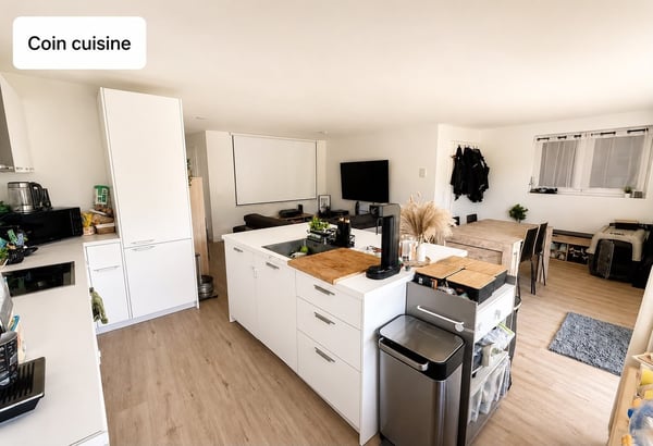 Spacieux appartement de 5.5 pièces avec jardin privé à Coffrane 2