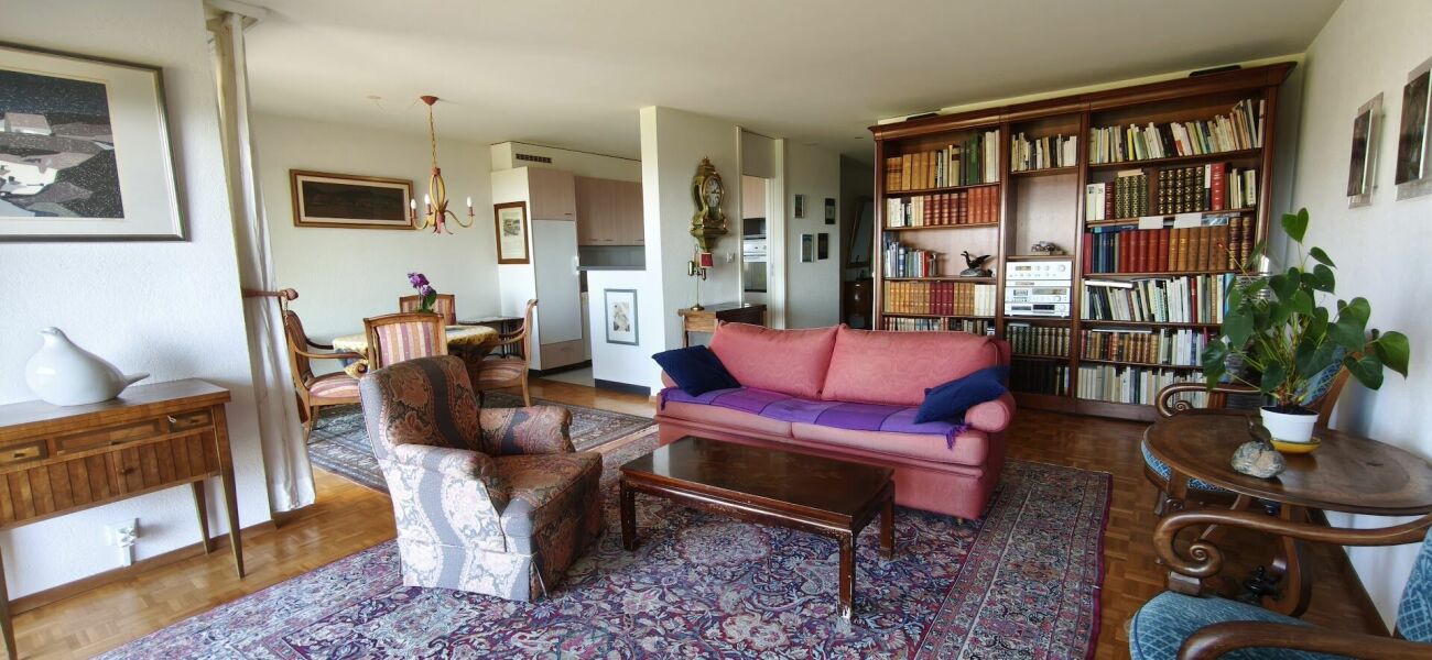 Appartement de 2.5 p. avec terrasse et jardin