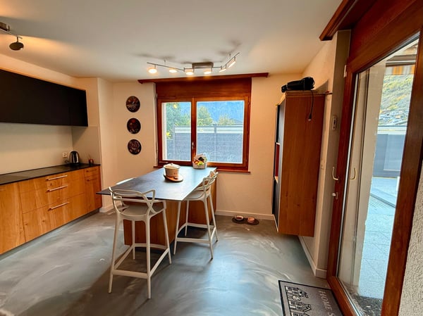 MAGNIFIQUE VILLA rénovée avec terrain à FULLY 19