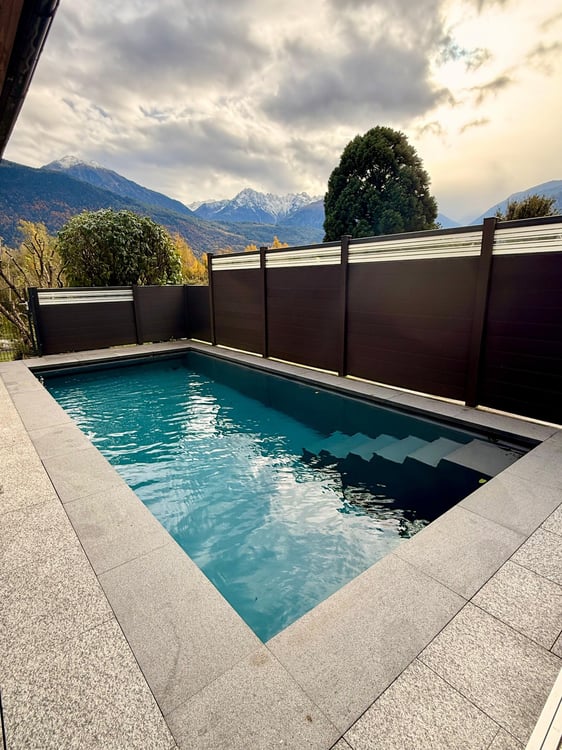 MAGNIFIQUE VILLA rénovée avec terrain à FULLY 8