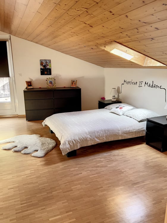 SUR LA COMMUNE DE MARTIGNY - IMMEUBLE HABITATION ET COMMERCIAL 2