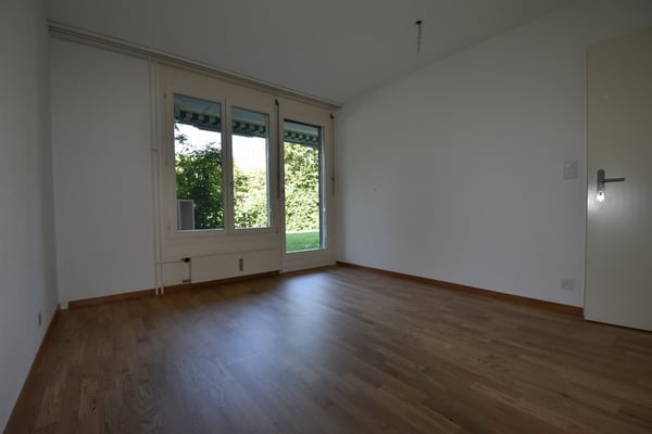 Moderne und lichtdurchflutete Wohnung per 1. November zu vermieten! 4